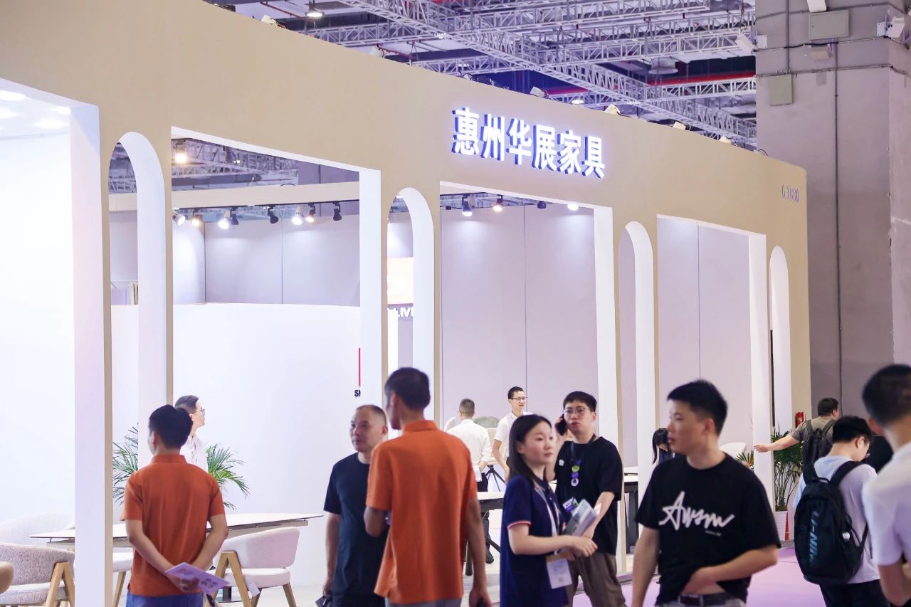 主办官宣《CIFF2026上海家具及木工机械展》时间及展馆